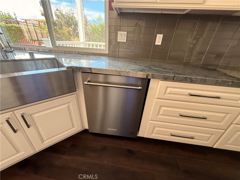 11335 Carob, Fountain Valley CA 92708 - photo 6