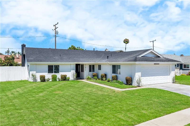 11611 Rosemary Avenue, Fountain Valley, CA 92708