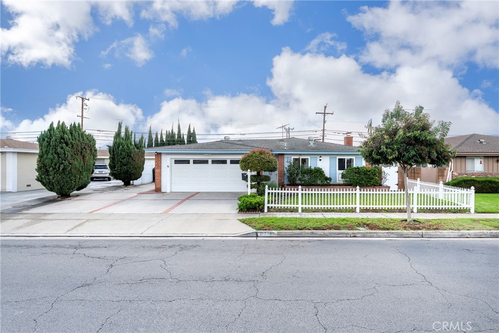 11782 Azalea, Fountain Valley CA 92708 - photo 1
