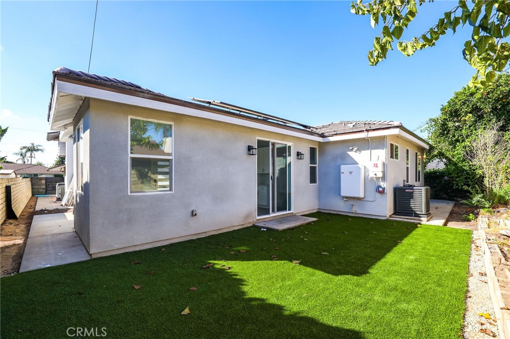 11875 Wisteria ADU, Fountain Valley CA 92708 - photo 1