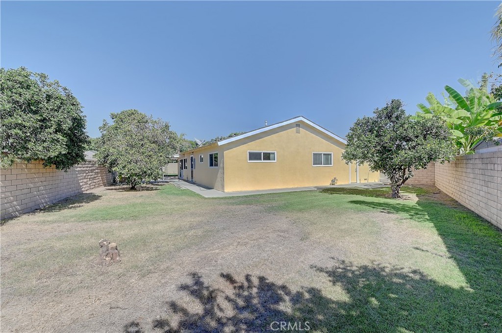 11883 Mayflower Court, Fountain Valley CA 92708 - photo 33