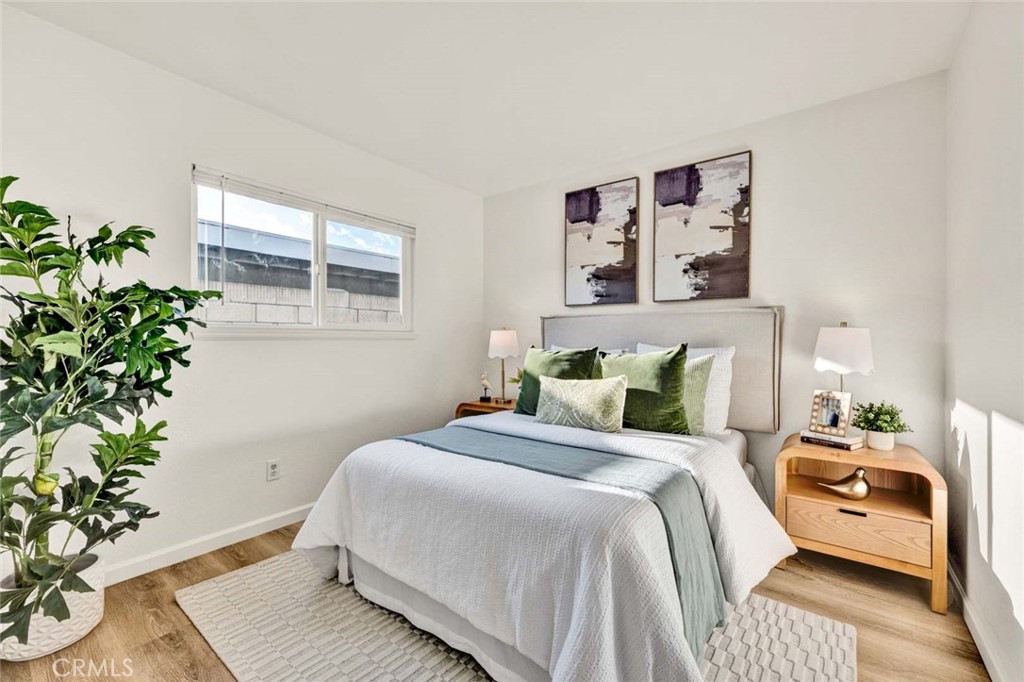 2nd bedroom - 11886 Geode, Fountain Valley CA 92708 - photo 16