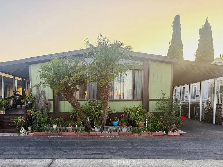 139 La Burnum Ln 139, Fountain Valley
