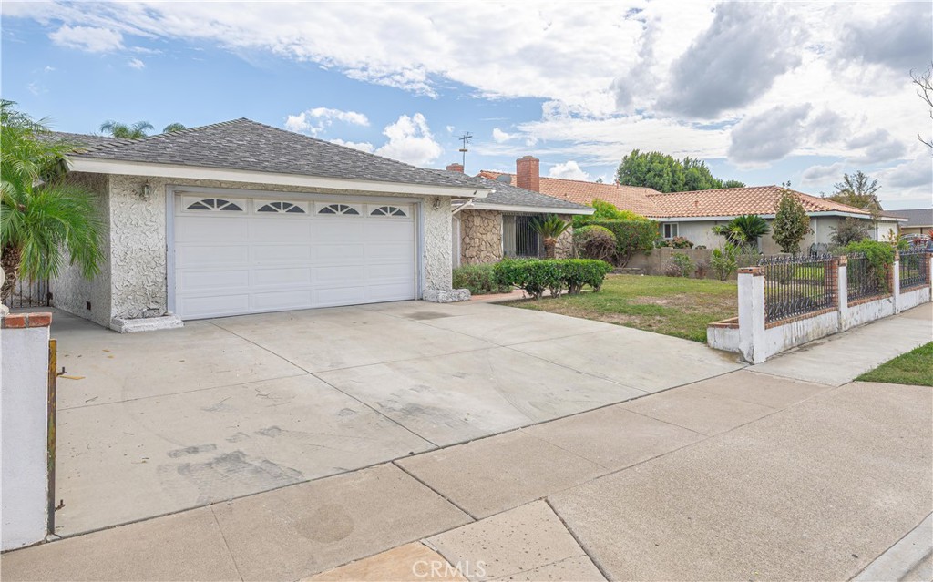 15914 Mount Jackson St., Fountain Valley CA 92708 - photo 2