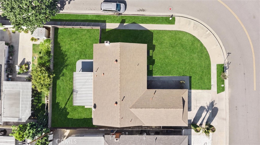 * Virtual Grass Added * - 16051 Shasta St, Fountain Valley CA 92708 - photo 41
