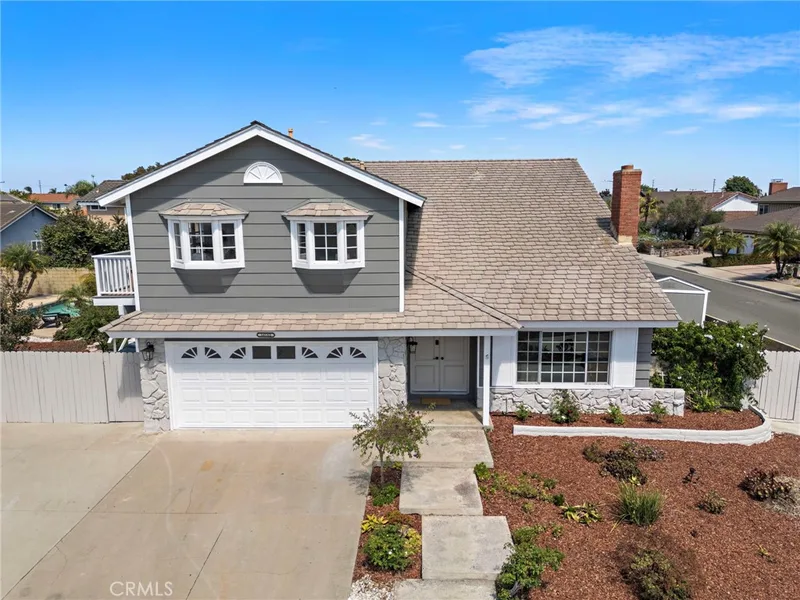 16182 Mt Nimbus, Fountain Valley, CA 92708