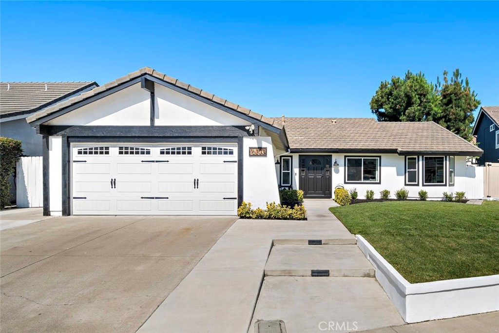 Ideally situated on a quiet cul-de-sac. 4 bed 2 bath - 16303 Mount Islip Circle, Fountain Valley CA 92708 - photo 1