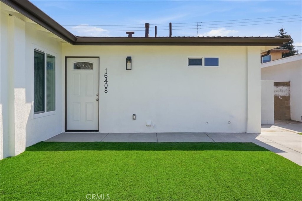 16402 San Jacinto, Fountain Valley CA 92708 - photo 1