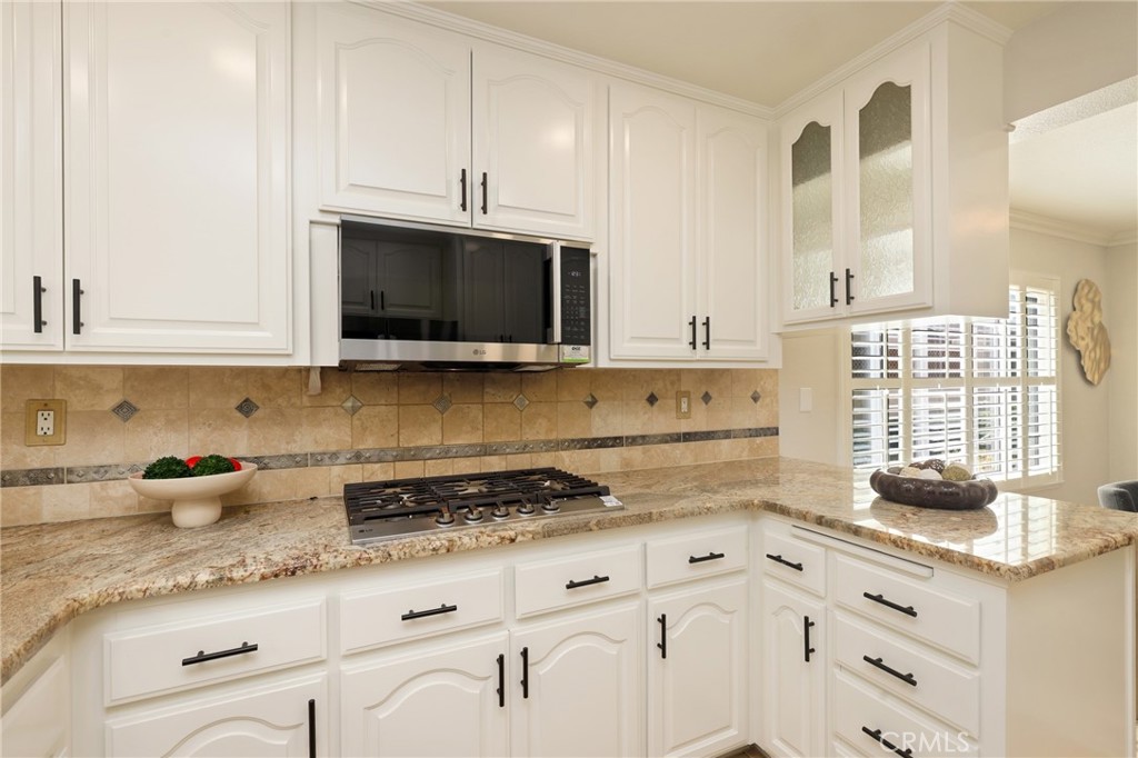 17034 Avenida Suenos, Fountain Valley CA 92708 - photo 17