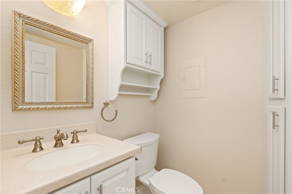 17034 Avenida Suenos, Fountain Valley CA 92708 - photo 19