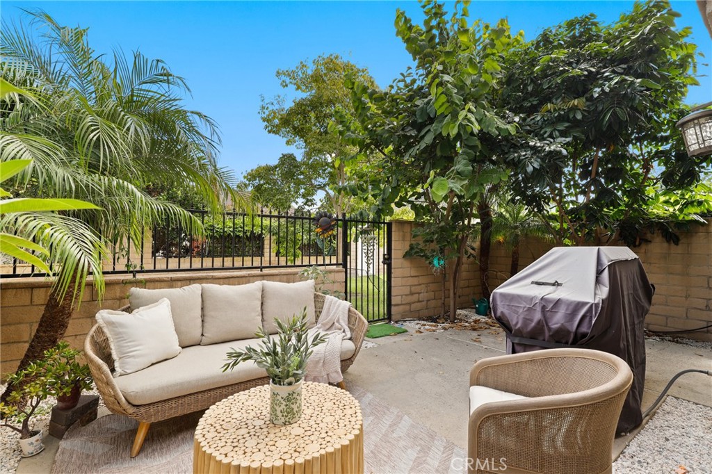17034 Avenida Suenos, Fountain Valley CA 92708 - photo 34
