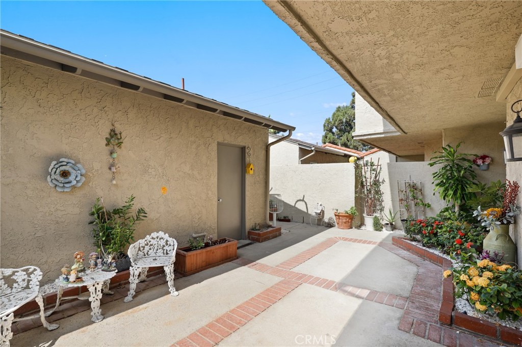17034 Avenida Suenos, Fountain Valley CA 92708 - photo 39