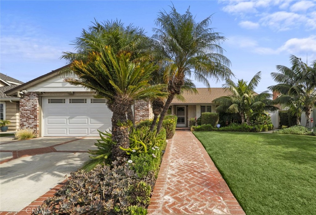 Absolutely Stunning Single-Level Home - 17384 Oak Street, Fountain Valley CA 92708 - photo 1