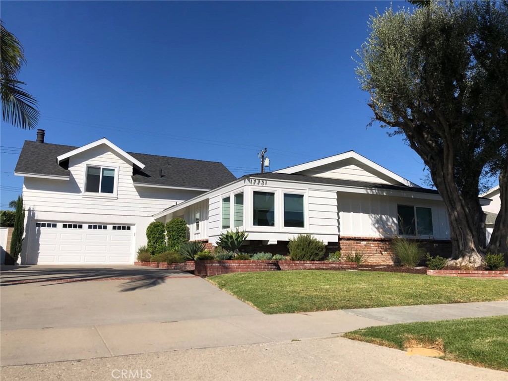 Well maintained, large home in a desireable neighborhood - 17731 Oak Street, Fountain Valley CA 92708 - photo 1