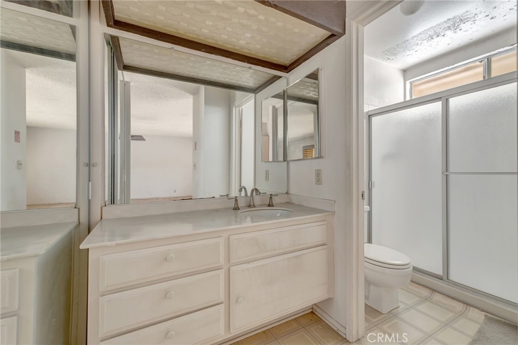 Main bedroom on suite 3/4 bathroom - 17793 San Rafael Street, Fountain Valley CA 92708 - photo 27