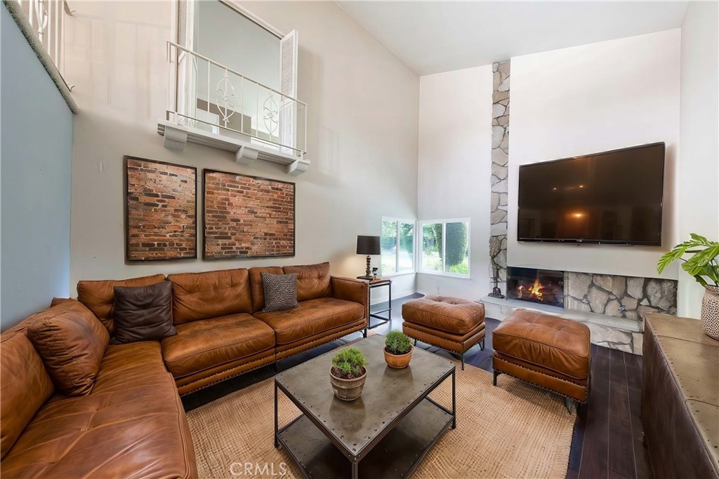 AI Furnished - 17850 Winterberry Street, Fountain Valley CA 92708 - photo 6