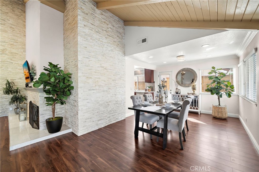 Open concept formal dining room provides an ideal setting for holiday dinners - 17925 Mount Coulter, Fountain Valley CA 92708 - photo 7