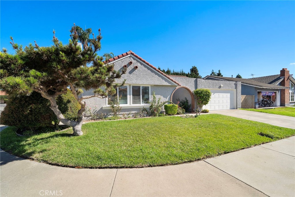 Front view of the home #3 - 18162 Santa Adela Circle, Fountain Valley CA 92708 - photo 3