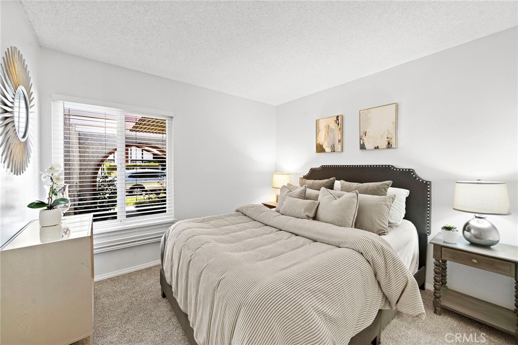 Room #2 - 18162 Santa Adela Circle, Fountain Valley CA 92708 - photo 28