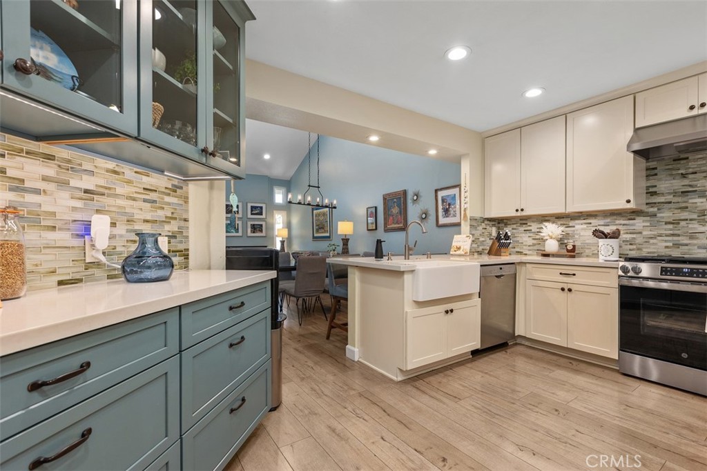 18261 Sanmian Court, Fountain Valley CA 92708 - photo 12