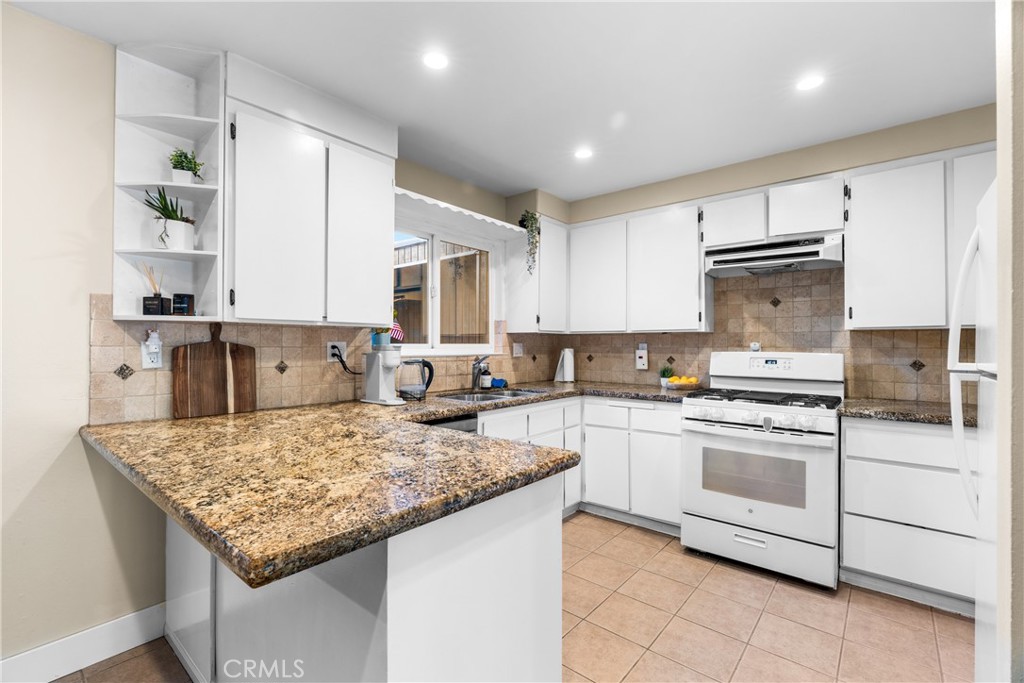18328 Brookhurst Street, Fountain Valley CA 92708 - photo 4