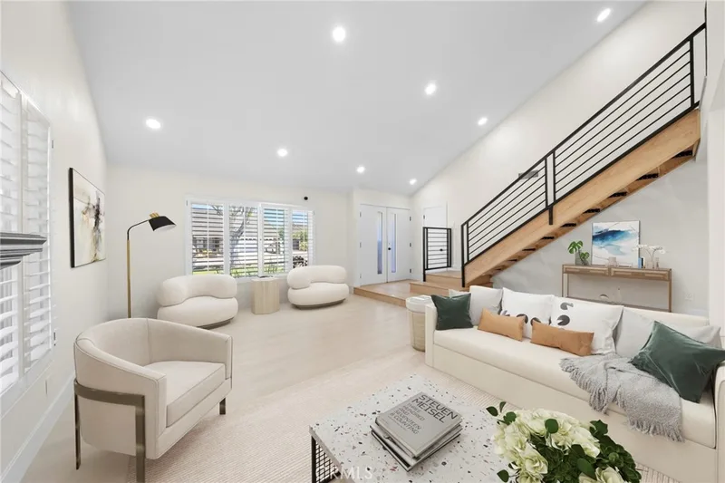 18471 Santa Isadora Street, Fountain Valley, CA 92708