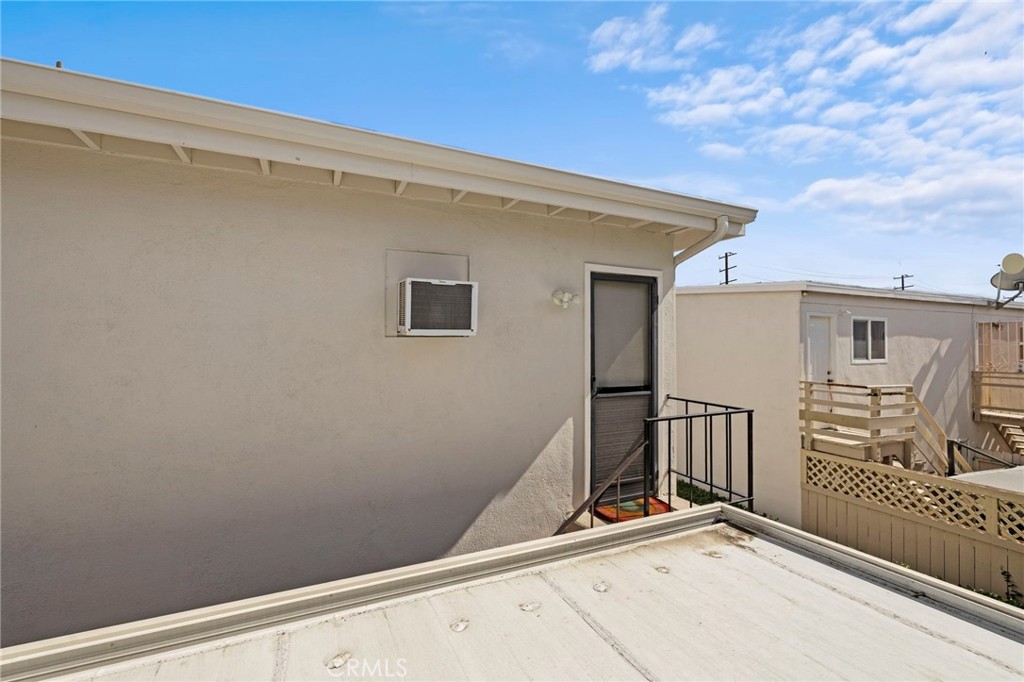 Entrance to the studio above the two car garage - 18569 San Marcos, Fountain Valley CA 92708 - photo 3