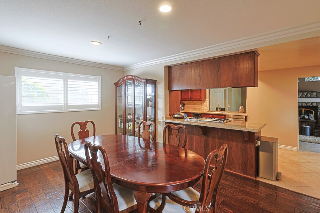 18579 Santa Andrea, Fountain Valley CA 92708 - photo 8