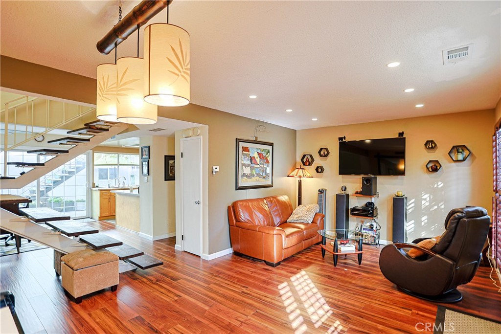 18726 Brookhurst, Fountain Valley CA 92708 - photo 6