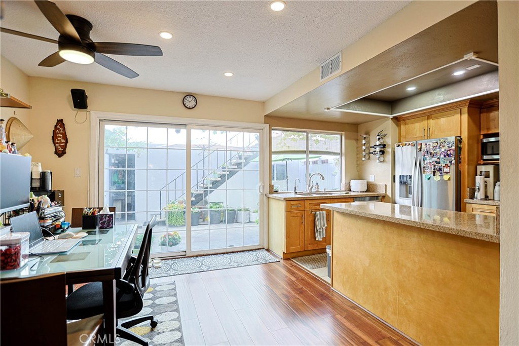 18726 Brookhurst, Fountain Valley CA 92708 - photo 20