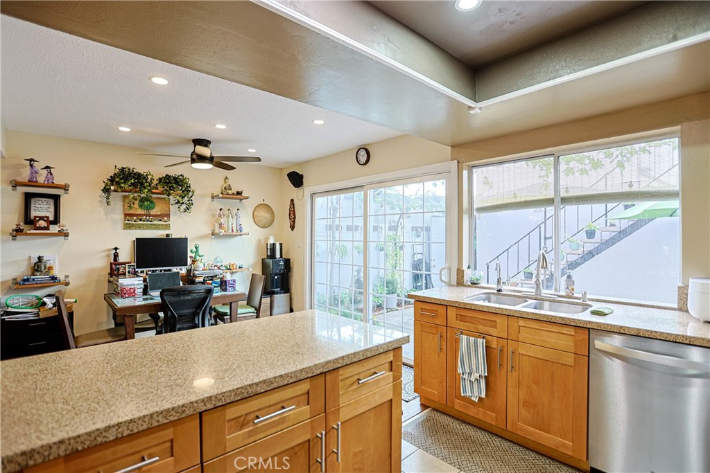 18726 Brookhurst, Fountain Valley CA 92708 - photo 24