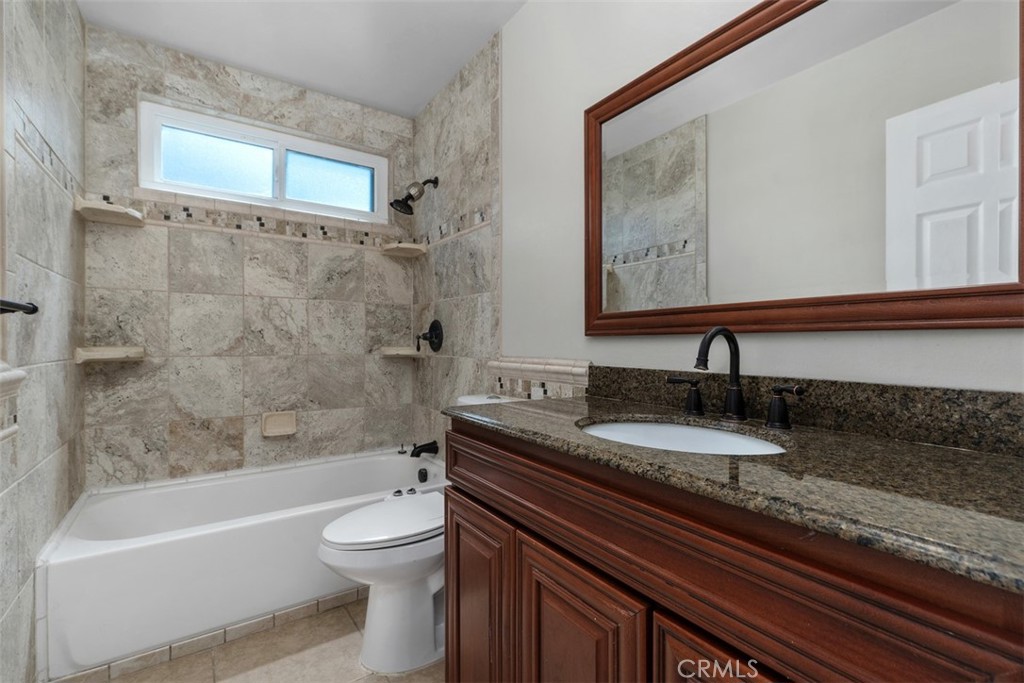 Guest bathroom - 18906 Acacia, Fountain Valley CA 92708 - photo 12
