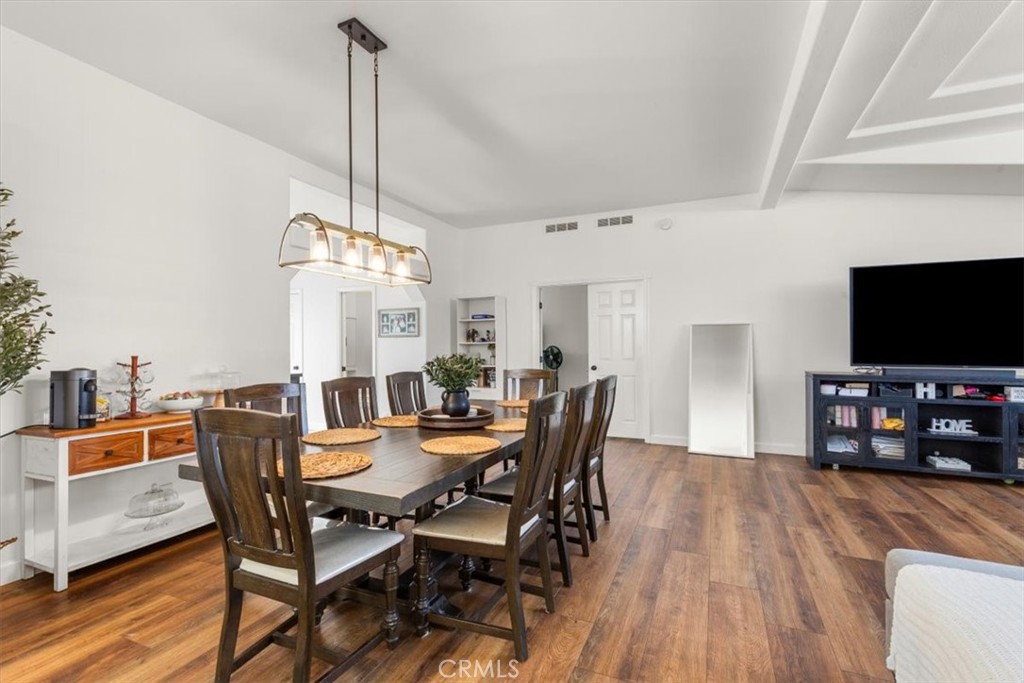 Bright Dining Space - 201 Crow Lane, Fountain Valley CA 92708 - photo 13