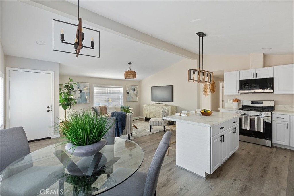 201 Road Runner Lane, Fountain Valley CA 92708 - photo 9