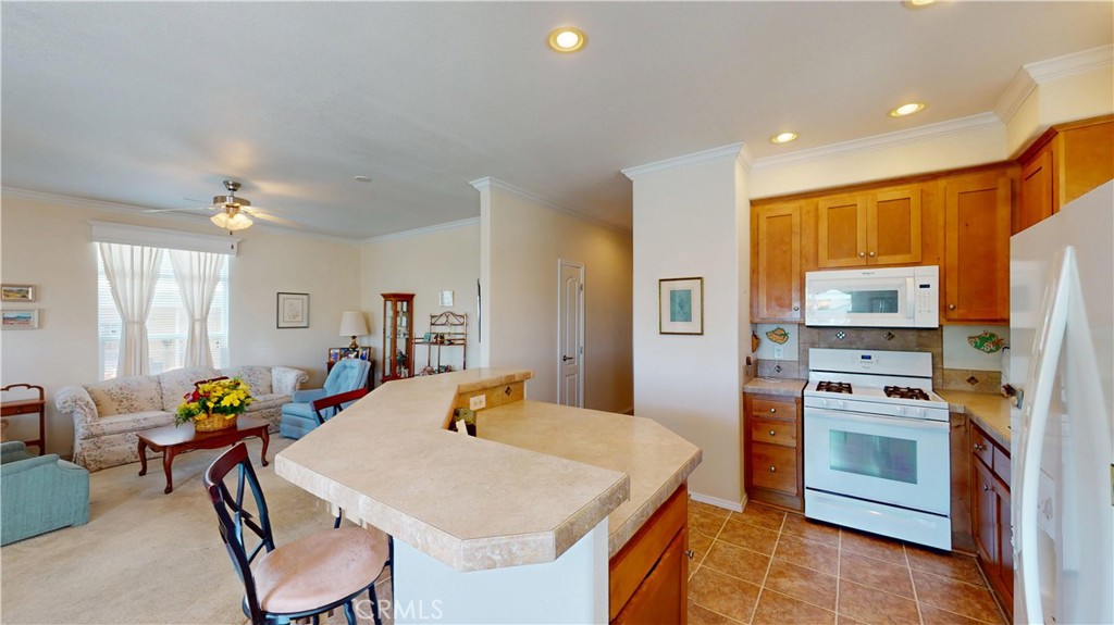 211 Albatross Lane, Fountain Valley CA 92708 - photo 3