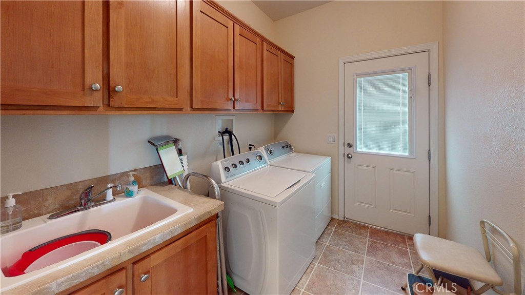 211 Albatross Lane, Fountain Valley CA 92708 - photo 18