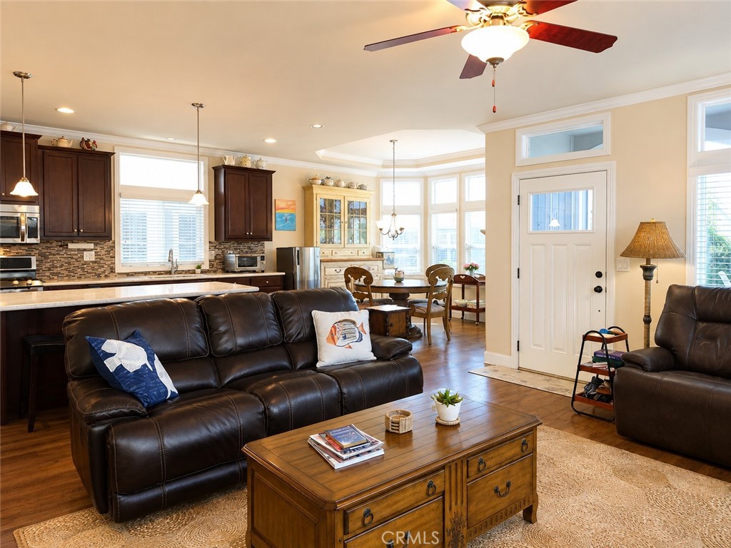 237 Albatross, Fountain Valley CA 92708 - photo 5