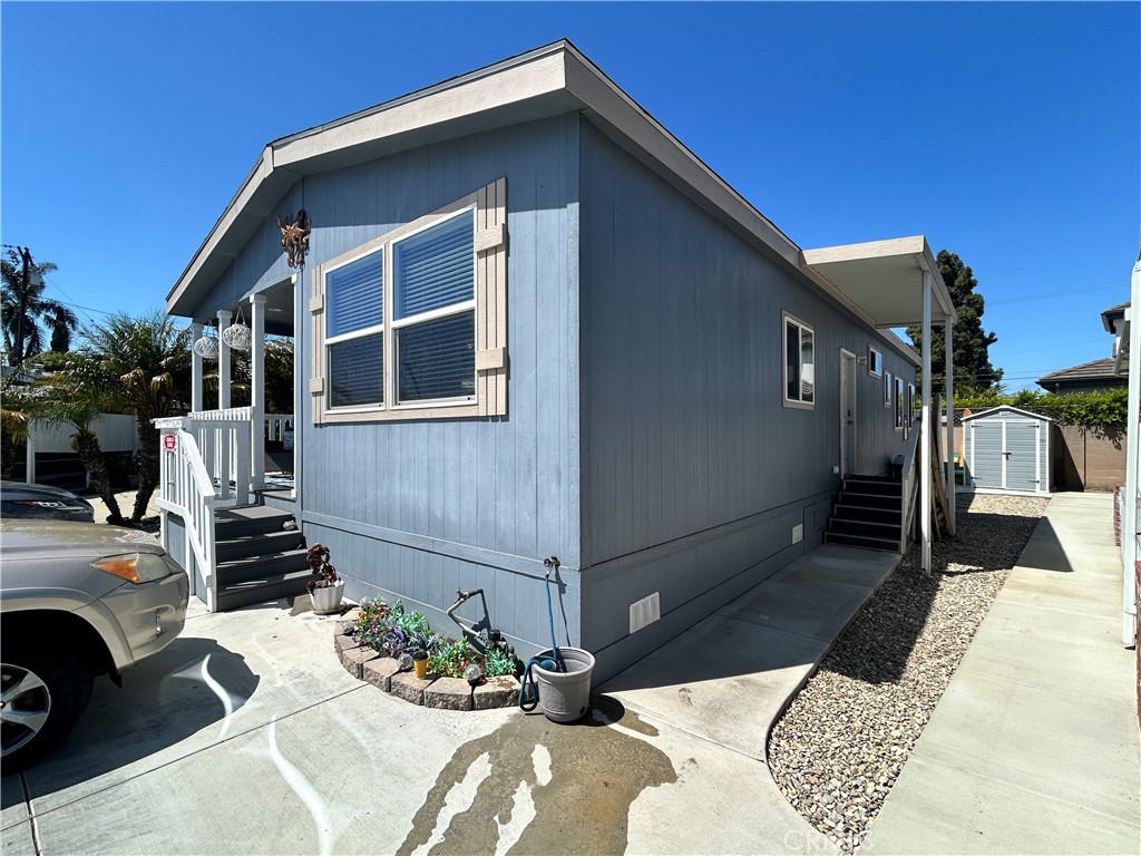 304 Magpie Lane, Fountain Valley CA 92708 - photo 9