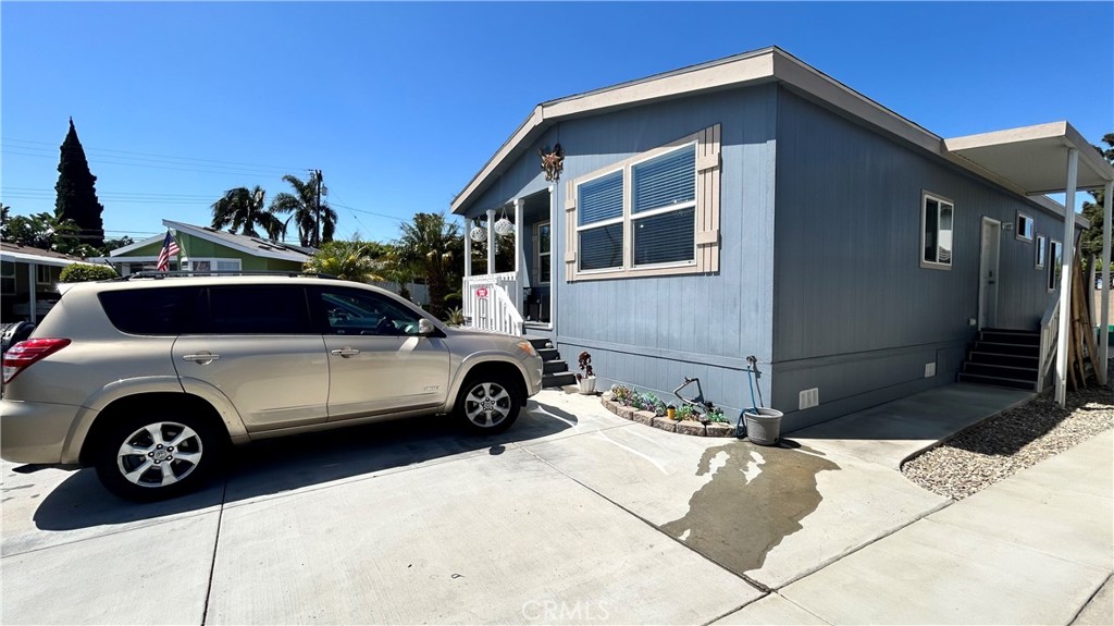 304 Magpie Lane, Fountain Valley CA 92708 - photo 10