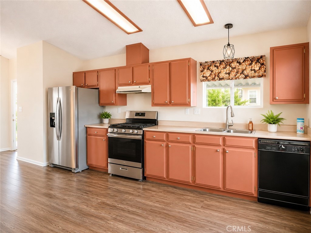 314 Magpie, Fountain Valley CA 92708 - photo 8
