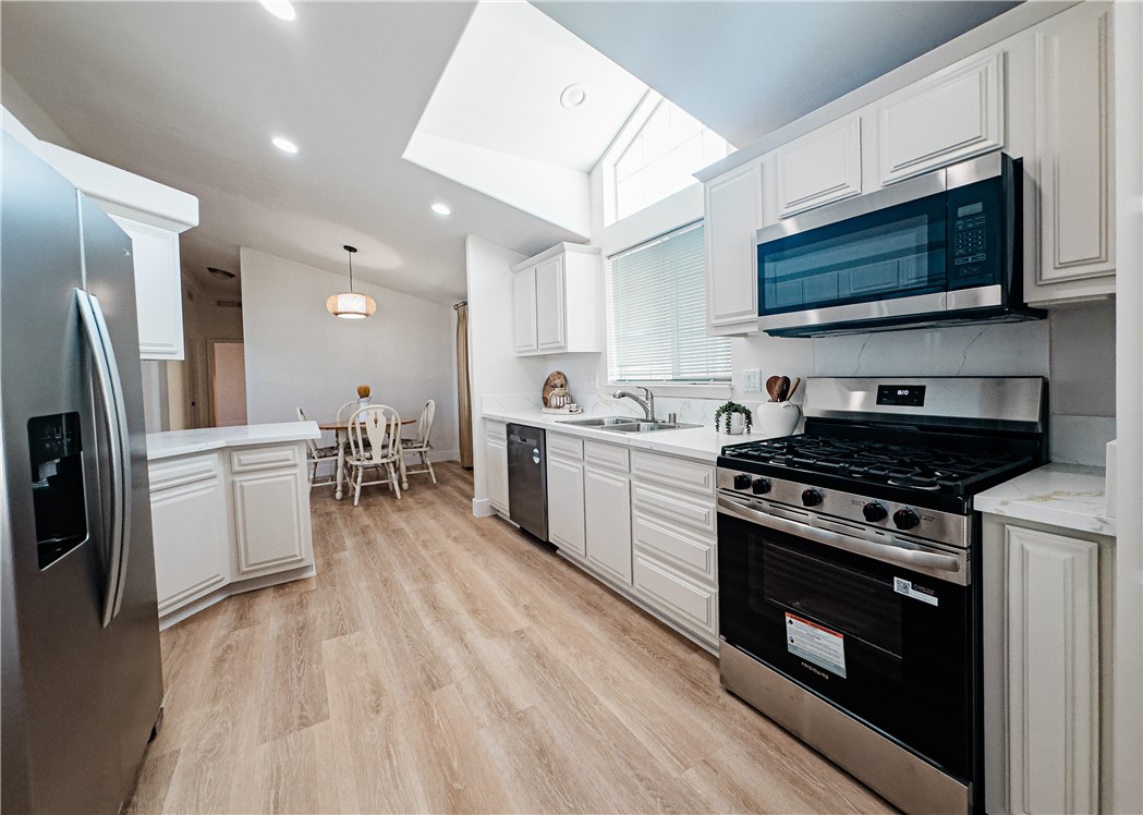 810 Eucalyptus Lane, Fountain Valley CA 92708 - photo 11