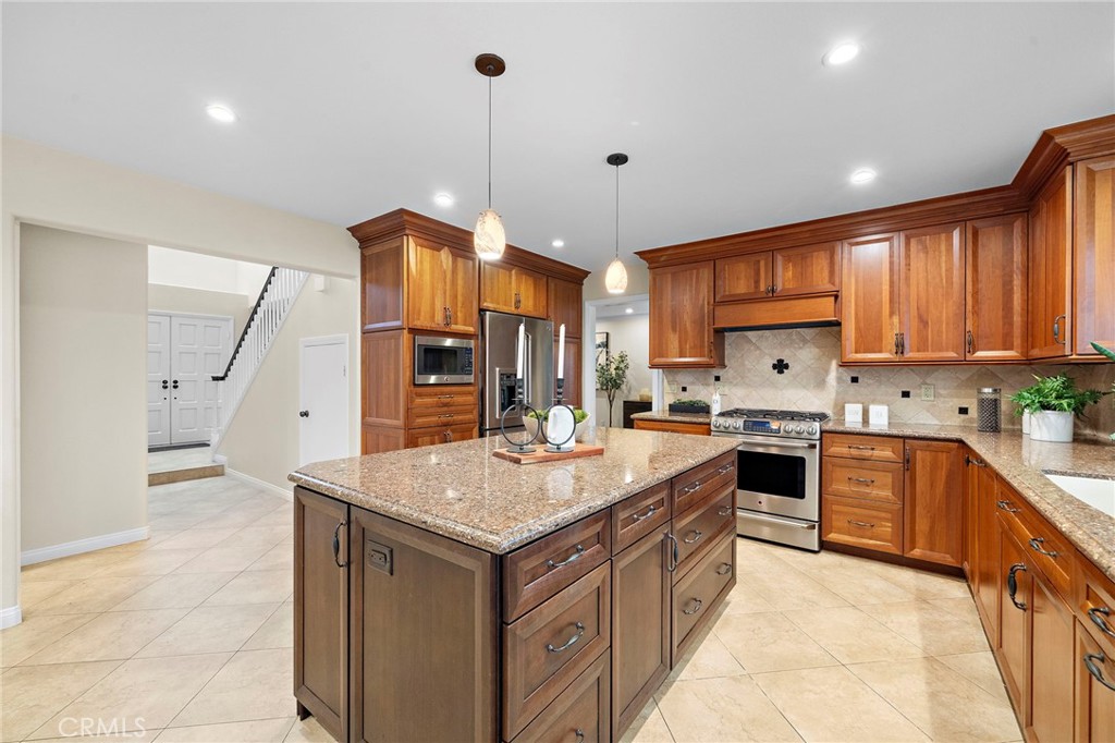 Stainless appliances - 8566 Phoenix Avenue, Fountain Valley CA 92708 - photo 15