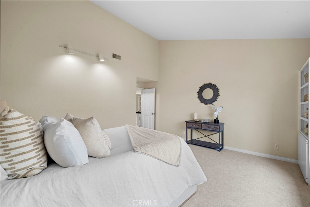 8566 Phoenix Avenue, Fountain Valley CA 92708 - photo 34