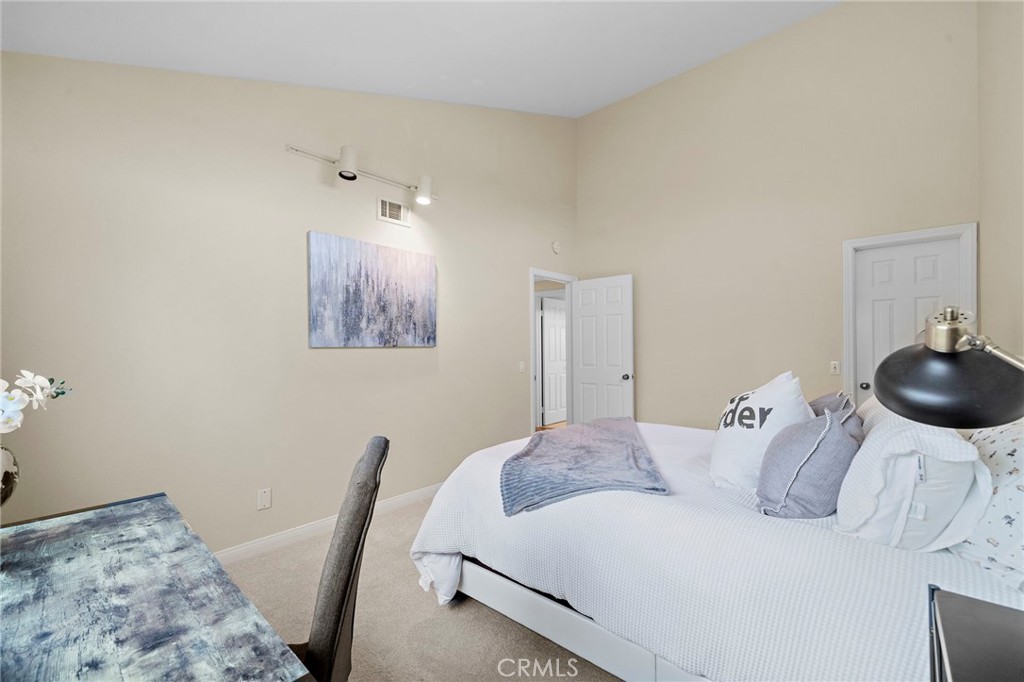 8566 Phoenix Avenue, Fountain Valley CA 92708 - photo 37