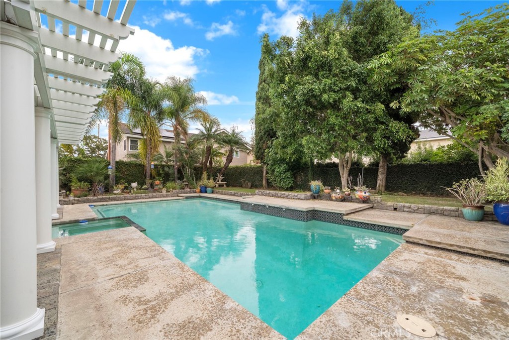 8566 Phoenix Avenue, Fountain Valley CA 92708 - photo 41