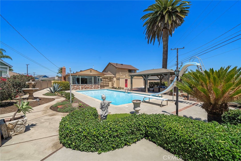 Gorgeous 4 BD, 3 BA Home with Resort Paradise Backyard - 8798 La Casita Avenue, Fountain Valley CA 92708 - photo 1