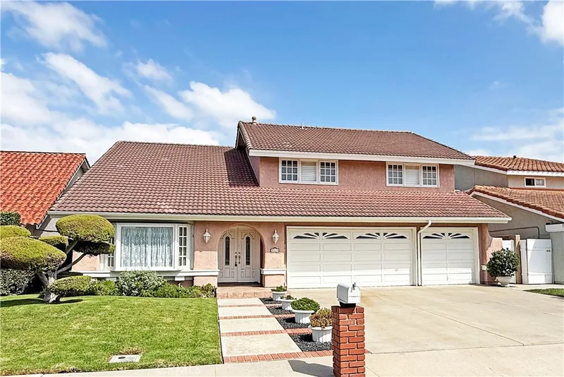 9115 McBride River Avenue, Fountain Valley, CA 92708