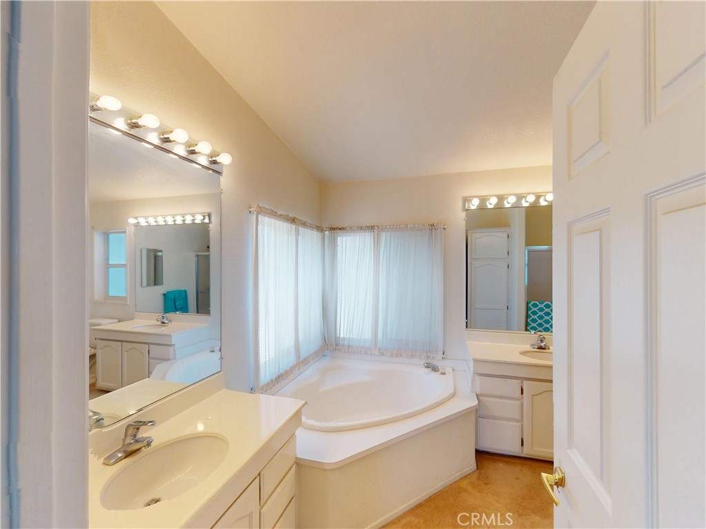 913 Ironwood Lane, Fountain Valley CA 92708 - photo 17