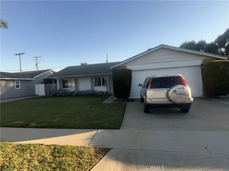 9134 Gardenia Avenue, Fountain Valley, CA 92708