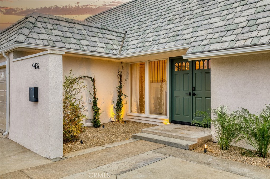 9432 Warbler, Fountain Valley CA 92708 - photo 2